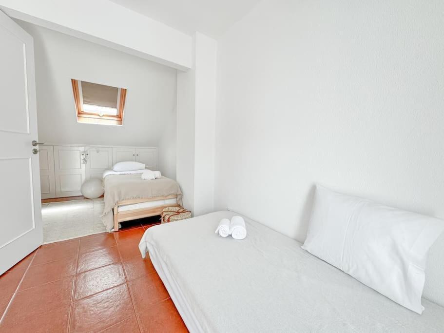 Costa Inn Beach House With Pool By Homeful Homes コスタ・ダ・カパリカ エクステリア 写真