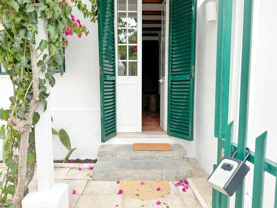 Costa Inn Beach House With Pool By Homeful Homes コスタ・ダ・カパリカ エクステリア 写真